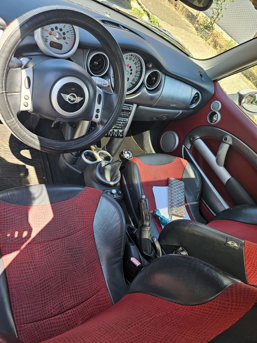 Vând mini cooper