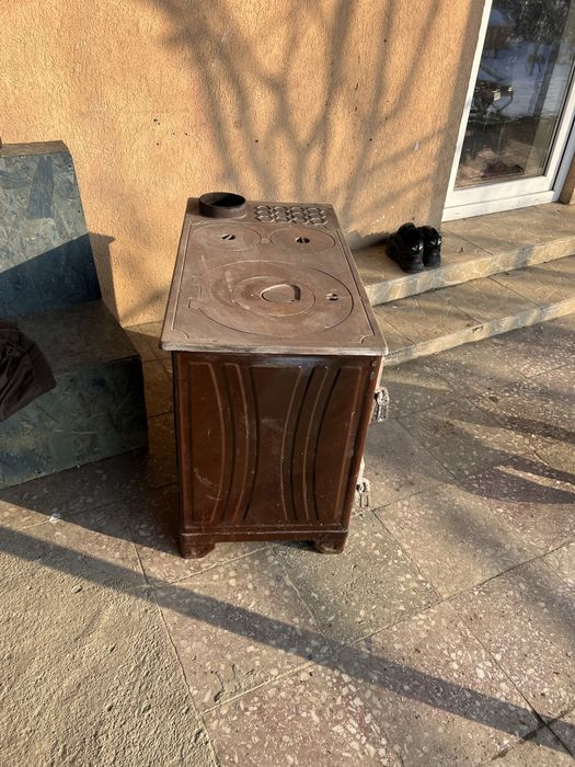 Se ofera spre Vanzare Soba cu plita !