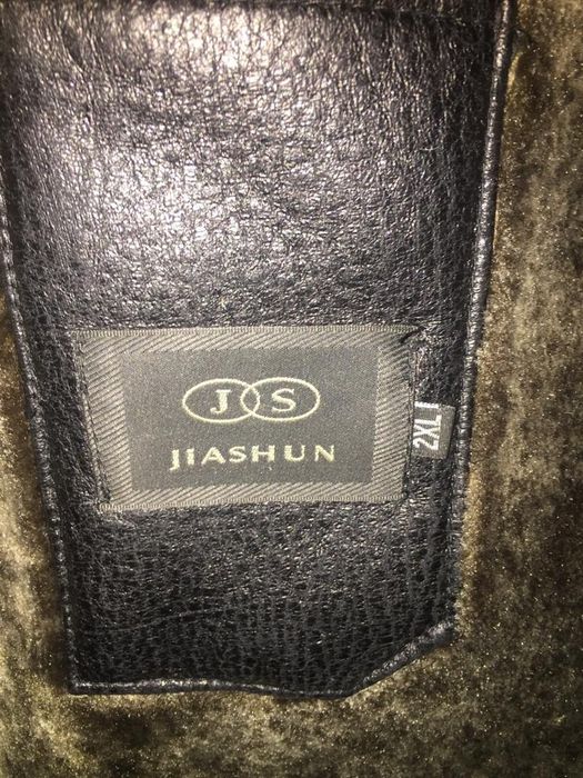 Продам срочно мужская дубленка