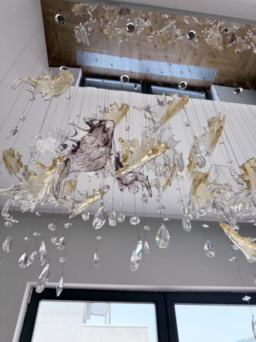 Люстра хрусталь почти как новая