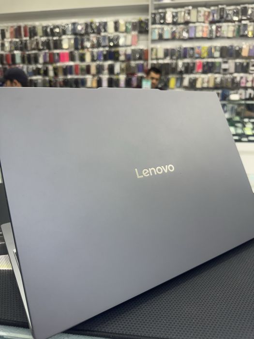 Lenovo Ideapad i7-13620H 8/512 16.0 WUXGA Ips