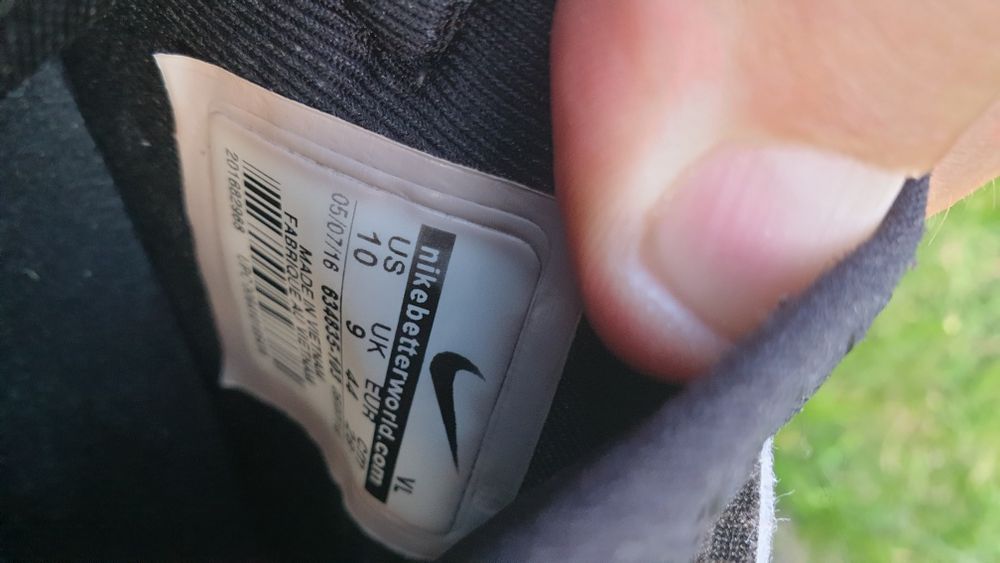 Adidasi barbati 44 Nike hurache dar sunt 44