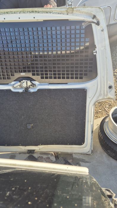 Оригинален Багажник/Задна Врата за VW Транспортер Т5 2003- 2009г