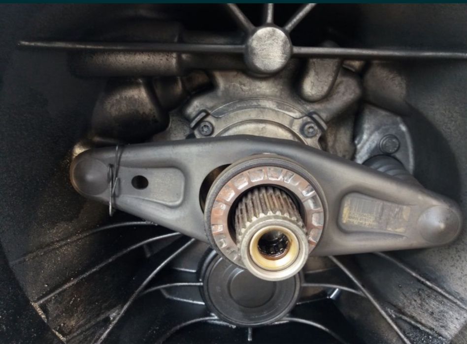 Cutie viteze manuala bmw e81 e82 e87 e88 123d n47 204 cp bi turbo