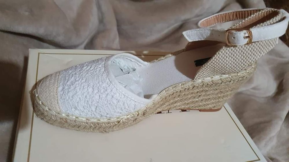 Espadrile noi albe marime 38