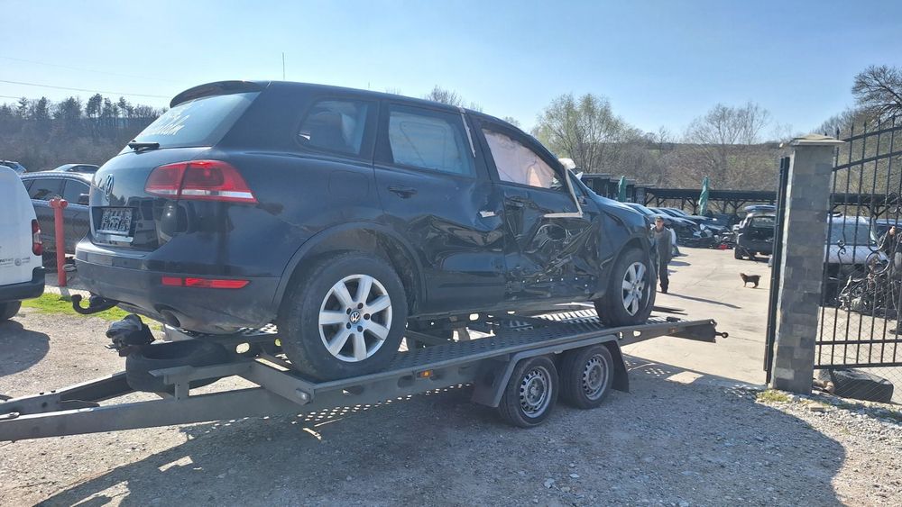 VW Touareg 3.0 TDI V6,CRC ,245 к.с. , автоматик,60 броя на части