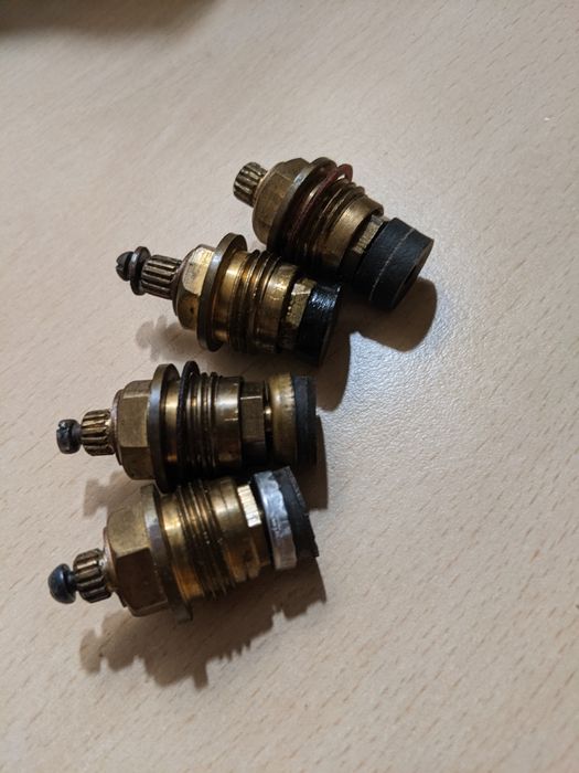 Rozete robineți și armături