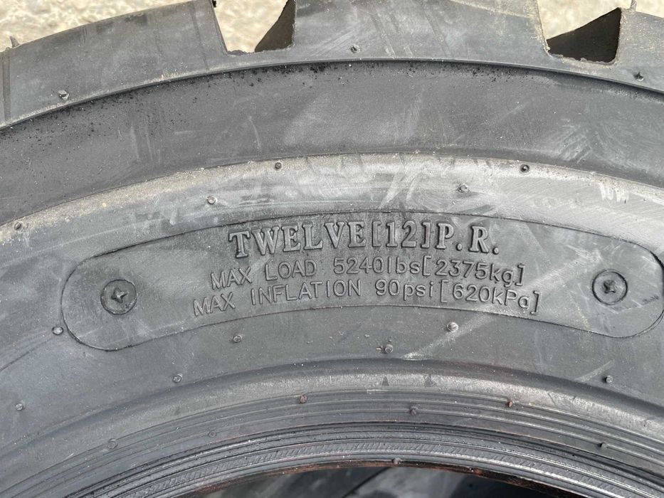 Anvelope industriale 10-16.5 de bobcat cu 12PR robuste JCB