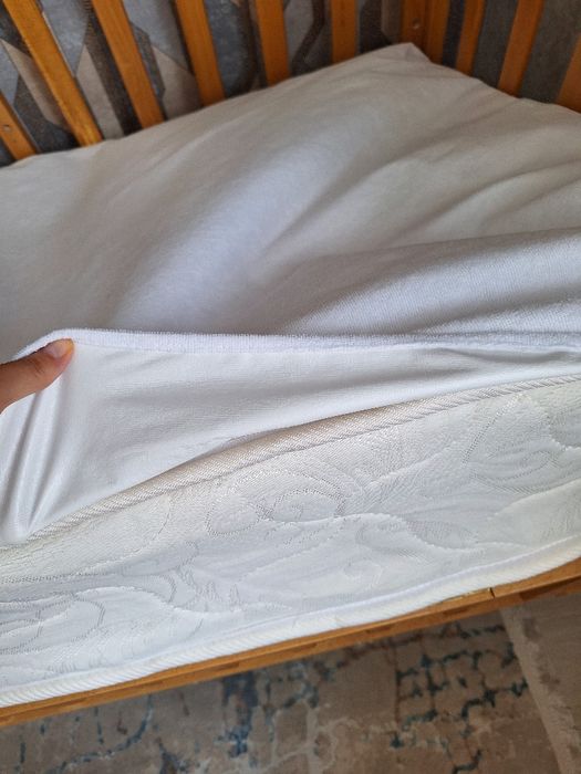 Детская кровать с матрасом