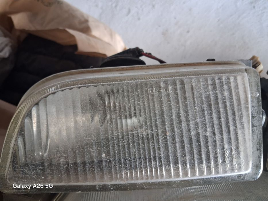 Продам фары левый тумака оригинал