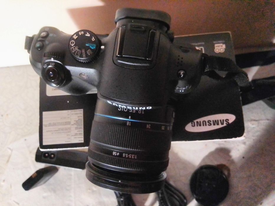 Фотоаппарат Samsung NX 11