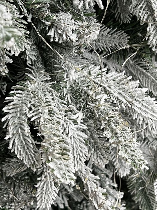 Продам Елку, почти новая