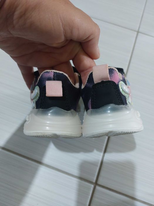 Бебешки маратонки 20 размер