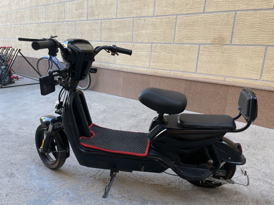 продам скутер sk8