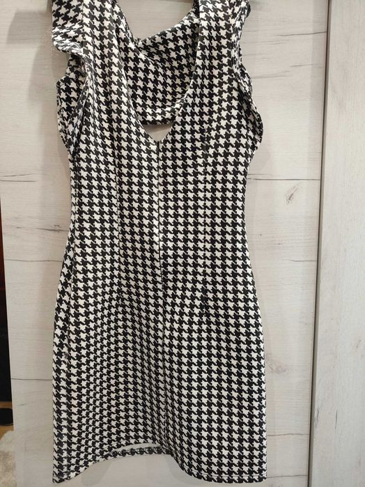 Къса дамска рокля