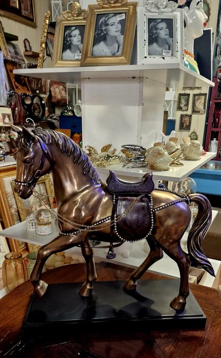 Статуэтка винтажная лошадь