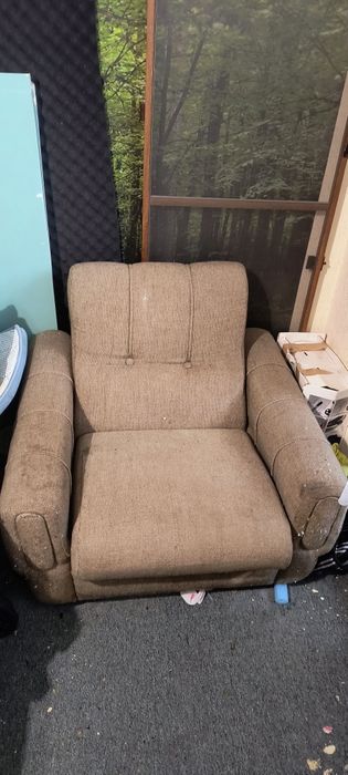 Продавам мек и удобен фотьойл -30 лв