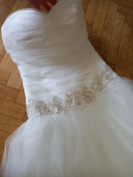 Булчинска рокля, сватбена рокля