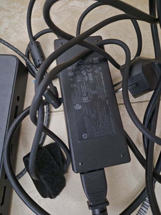 Doking HP slim + încărcător 90w original