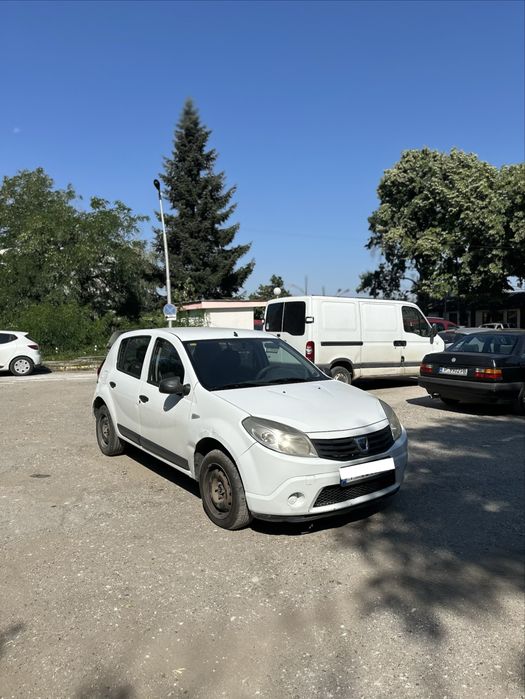Dacia Sandero 1.2 НА ЧАСТИ
