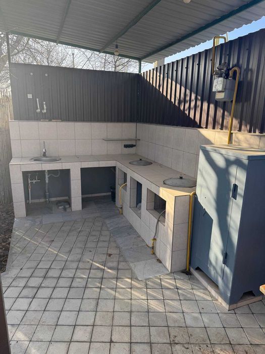 Мебелированная дача в горах с бассейном