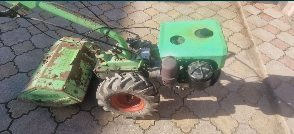 Motocultor ferrari