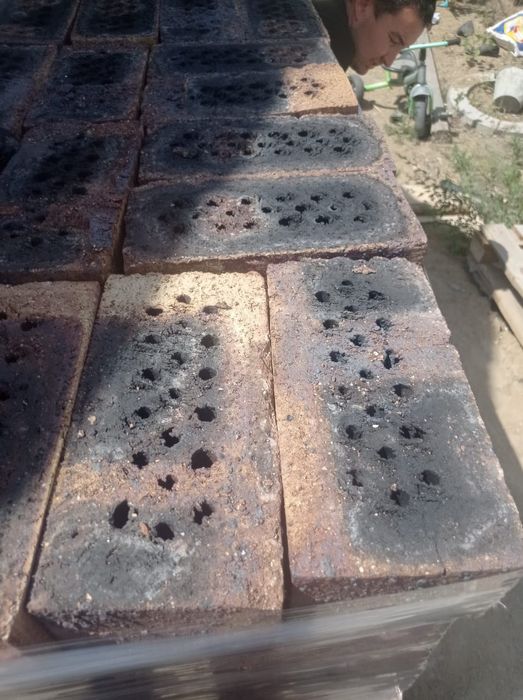 Кирпич продам полуторный