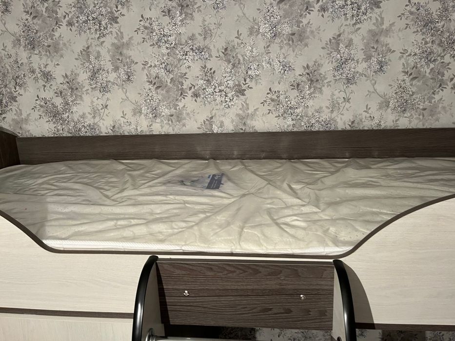 Кравать с шкафом