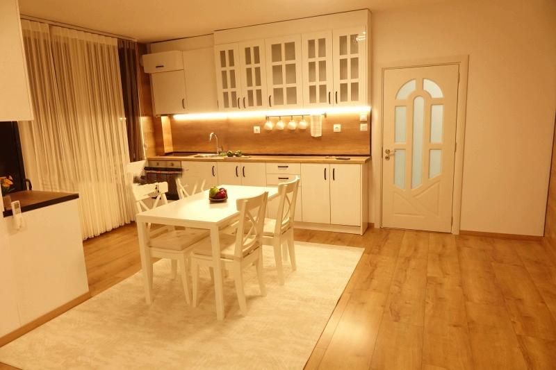 Дава се под наем Тристаен апартамент в София, Хиподрума - 100 кв.м за 1099 € - Снимка #2