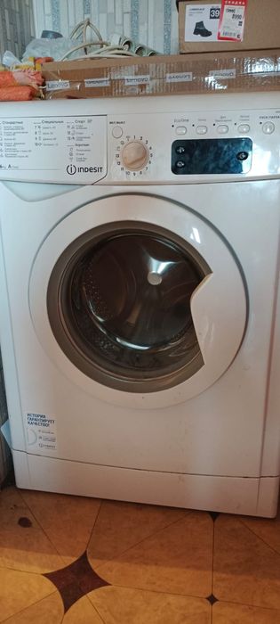 Стиральная машинка Индезит