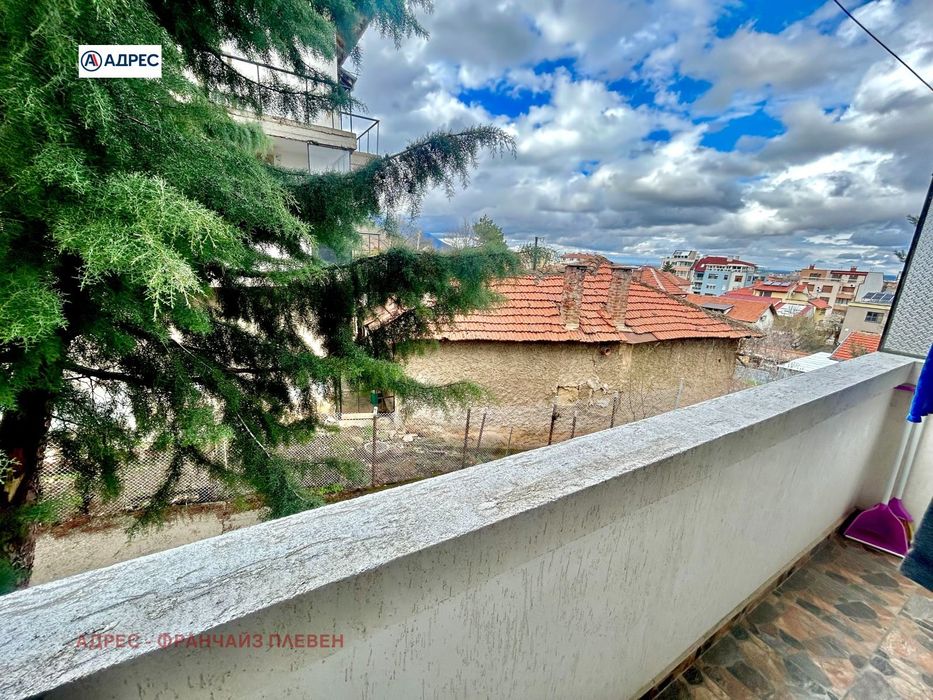 Етаж от къща в Враца-Център площ 106 цена 220000