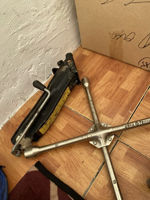 Пружина, тросс, дамкрат, балонник