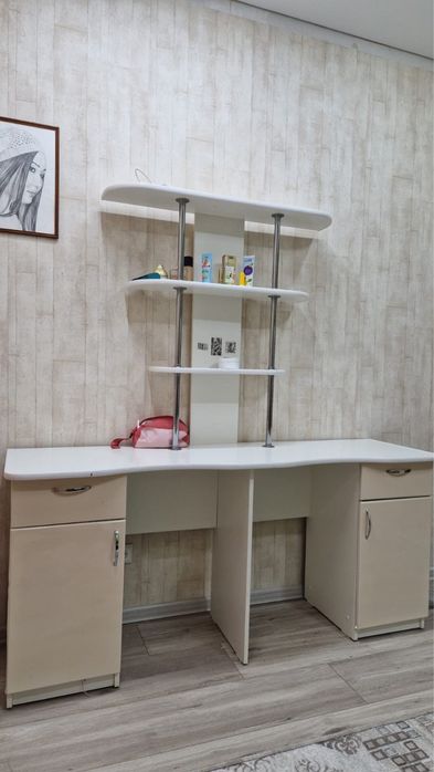 Продам стол для учеников