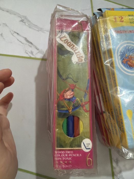 Продам карандаши