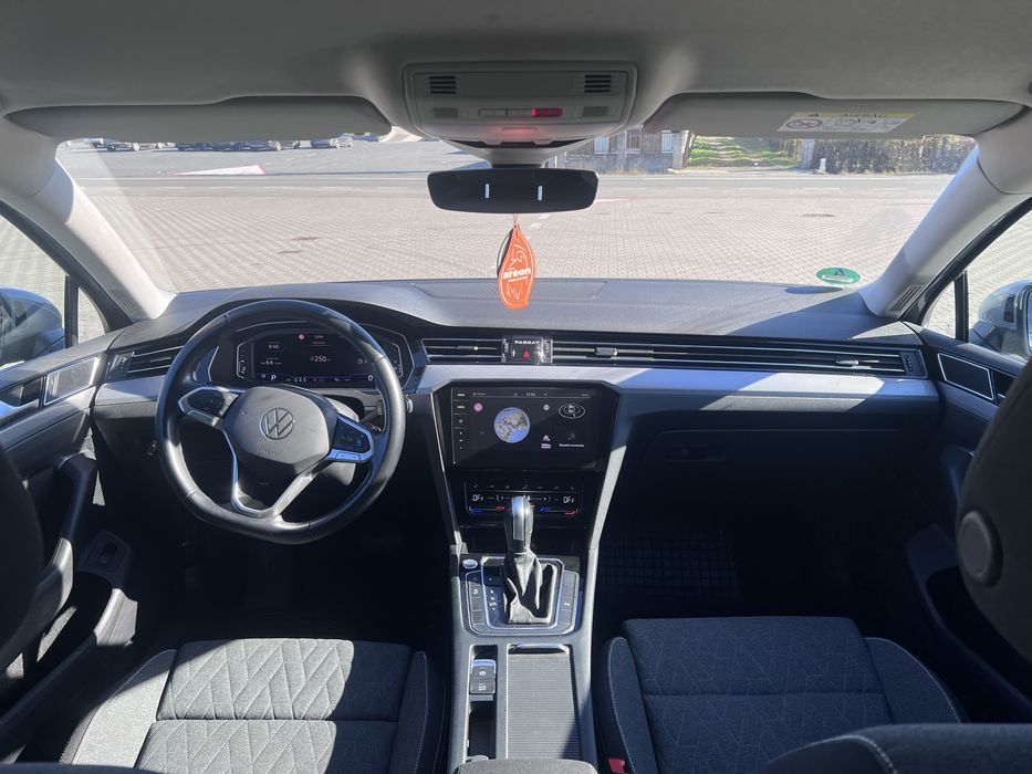 VOLKSWAGEN Passat 2022 — imagine 4
