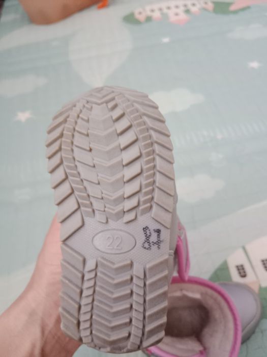 Детские зимние сапоги для девочки размер 22