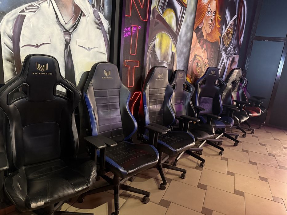 Кресла игровые 8 штук