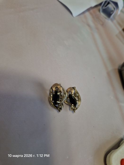 Продается серебряный  набор с пробой 925