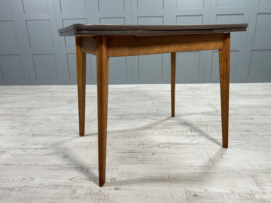 Трапезна маса, разтегателна- Formica от 70-те Г382