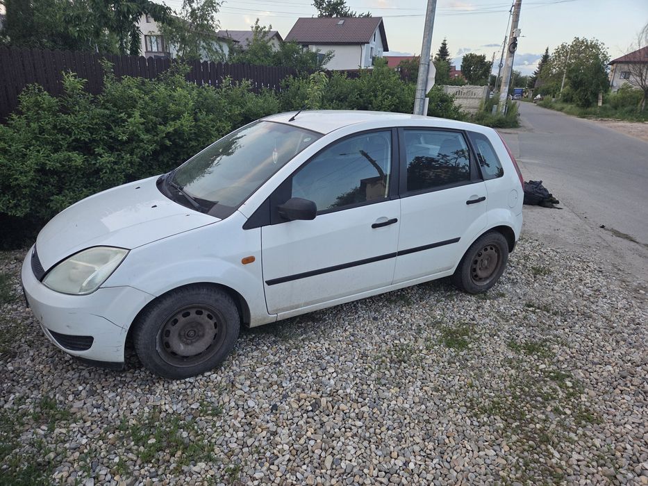 FORD Fiesta 2003 — imagine 3