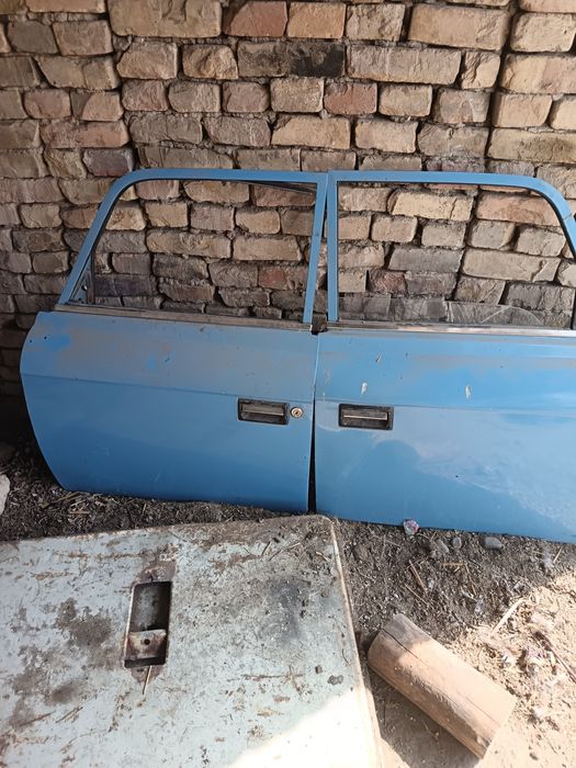 Москвич  кузов  запчастлар