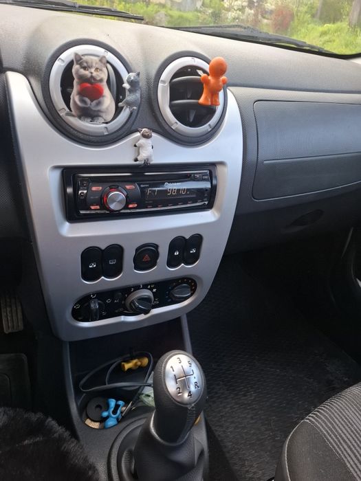 Dacia sandero 1.5 dci 2011