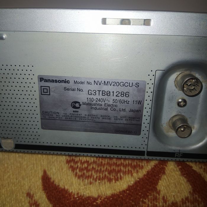 Продам видеомагнетафон панасоник