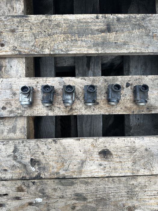 Парктроници и инсталация предни Mercedes w211 2005г