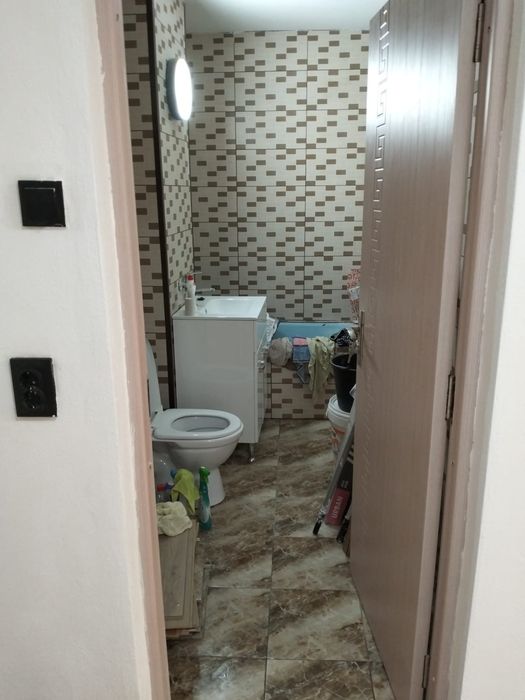 Vând apartament abrud