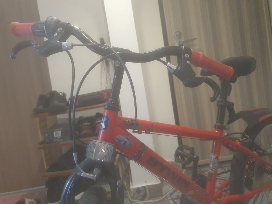 Vând Bicicletă BTWIN