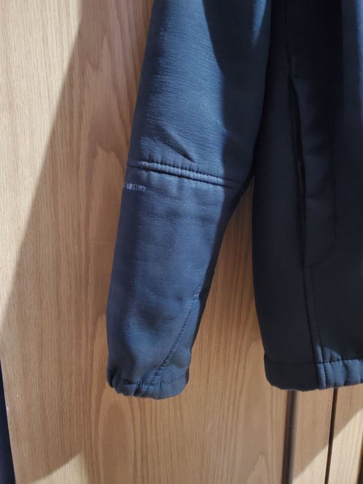 Оригинално яке Bench M