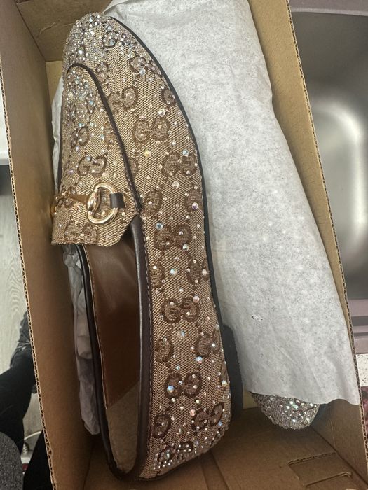 Обувки Gucci с камъни