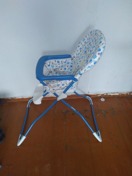 Продам стульчик для кормления