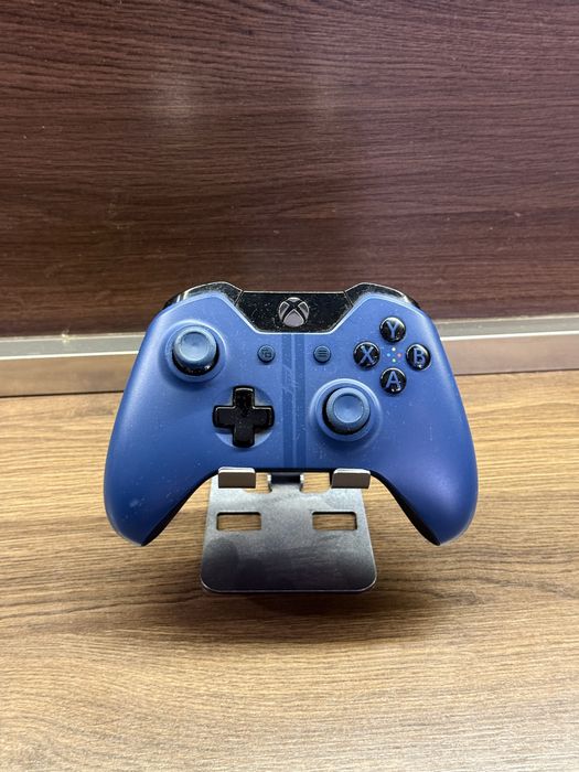 Xbox One Forza Edition LIMITED EDITION  1TB